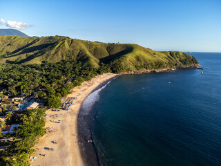 Fototapeta premium Wonderful paradisiacal Toque-Toque Grande beach in São Sebastião