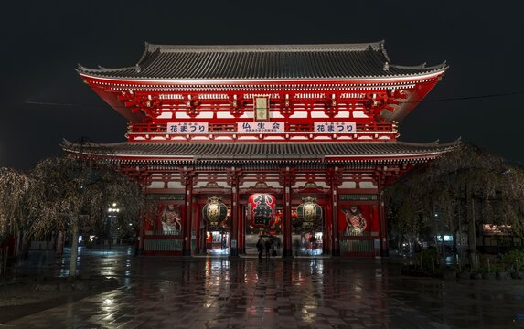 Night shot, Hōzōmon Gate, Buddhist temple, Sensō-ji temple or Asakusa shrine, Asakusa, Tokyo, Japan