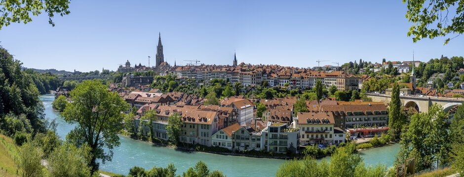 City view, view of the old town, Bern Cathedral, Nydegg district, River Aare, Bern, Canton of Bern, Switzerland