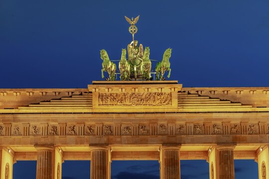 Quadriga on the Brandenburg Gate at dusk, Pariser Platz, Berlin, Germany
