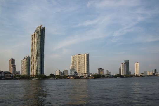 Skyline, Chao Phraya River and skyscrapers, Bangkok, Thailand