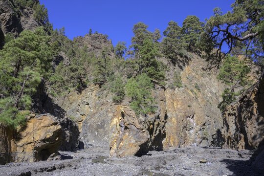 On the right, the gorge leads to the Cascada de los Colores, Caldera de Taburiente, El Paso, La Palma, Spain