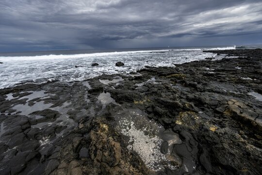 Rocky coast with volcanic stones, Playa de la Peque&ntilde;a, Punta Usaje, Lanzarote, Canary Islands, Spain