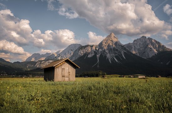 Haystack, hut in a meadow, Sonnenspitze at the back, mountain landscape, near Ehrwald, Tyrolean Alps, Tyrol, Austria