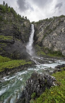 River Driva, Sv&oslash;ufallet waterfall, long exposure, &Aring;motan Gorge, Gj&oslash;ra, Norway