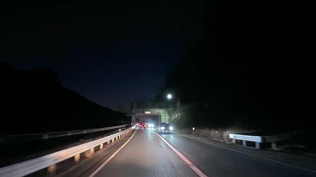 ドライブ映像　 国道19号　長野県　木曽郡　南木曽町　日本　吾妻洞門