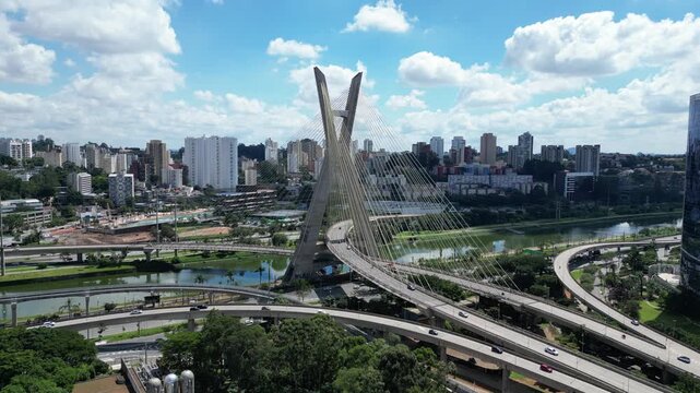 Ponte Estaiada Octavio Frias de Oliveira - S&atilde;o Paulo SP