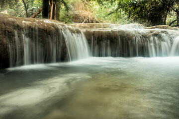 Obraz premium Wang Kan Lueang Waterfall, Lopburi, Thailand