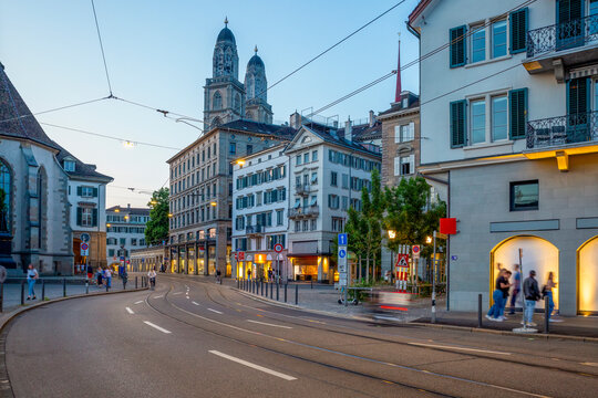 Grossm�nster and Wasserkirche in Zurich during blue hour in summer