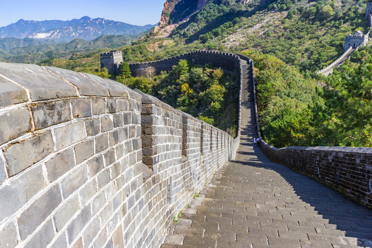 Steep descent of the Great Chinese Wall in Huangyaguan, China