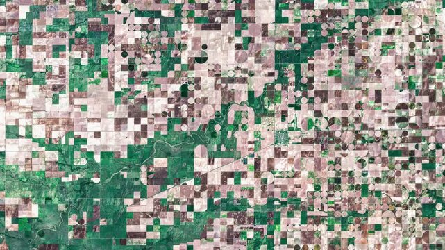 USA Circular Farmland Geometry: Satellite Agricultural Timelapse of Center Pivot Irrigation