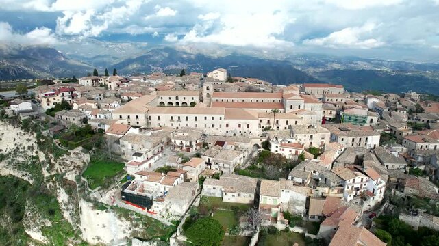 Aerial view of the town of Gerace, southern Italy, Calabria, April 7, 2026. Medieval village on a cliff.
