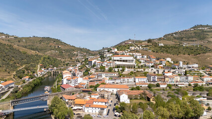Fototapeta premium Arial view pinhao town and douro river valley