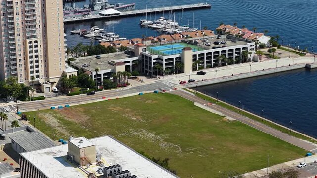 aerial footage along the St. John&rsquo;s River in Jacksonville Florida USA
