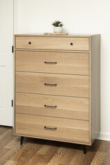 Neutral stain color on wooden white oak cabinetry with rift, plain and quarter sawn grain patterns 