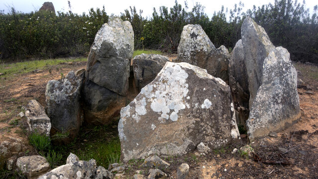 Megalithgrab Anta da Masmorra, Mealha, Algarve