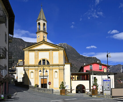 Church, Parish of Saints James and Philip (Parrocchia dei Santi Giacomo e Filippo) - Chiesa in Valmalenco, a village in the province of Sondrio, Lombardy, Italy, located northeast of Milan