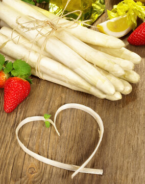 White Asparagus - Heart Shape