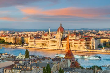 Parliament building in Budapest, Hungary at sunset © Mapics
