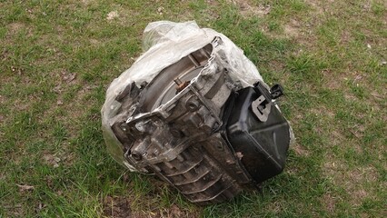 Skrzynia biegów wymontowana z samochodu osobowego