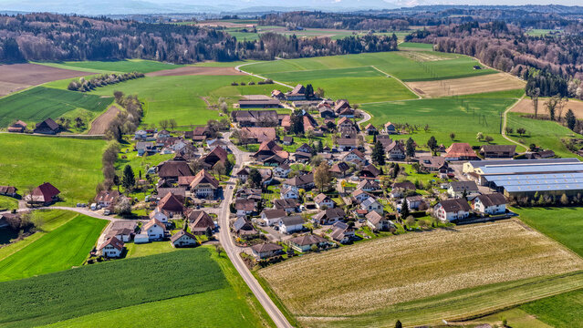 Etzelkofen, Berner Mittelland, Schweiz, Luftaufnahme, April 2026