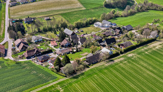Etzelkofen, Berner Mittelland, Schweiz, Luftaufnahme, April 2026