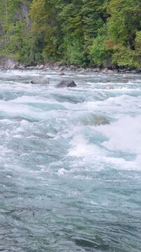 The Petrohu&eacute; River is located in the Los Lagos Region, in southern Chile, within Vicente P&eacute;rez Rosales National Park. It originates in Lake Todos los Santos, near Ensenada.