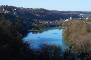 Fototapeta premium Wöhrseebad am Morgen in Burghausen