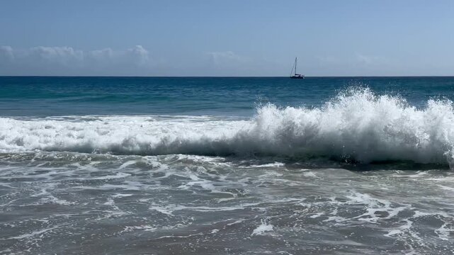 Blick auf den Atlantik bei windigem Wetter vom Strand von Jandia , Insel Fuerteventura, aus 