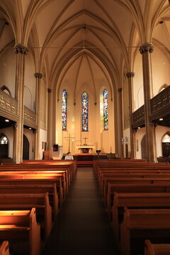 Blick in die Martin-Luther-Kirche imm Zentrum der Stadt G&uuml;tersloh in Ostwestfalen-Lippe	