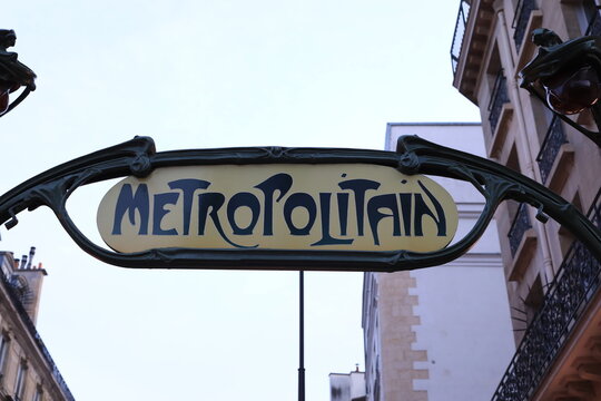 paris Metro, france