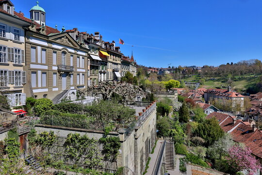 Aussicht vom der M&uuml;nsterplattform auf das Mattenquartier in Bern