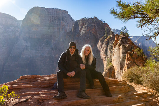 Portrait of senior couple at Scouts Lookout below Angels Landing
