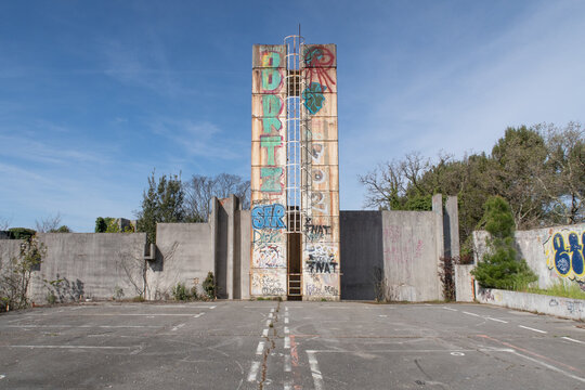 Das ehemalige Luxushotel Haludovo auf der kroatischen Insel Krk, eines der beeindruckendsten Lost Place in Kroatien _ 11