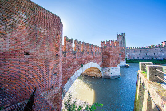 고성,벽돌,다리,카스텔베키오다리,아디제강,베로나,베네토,이탈리아