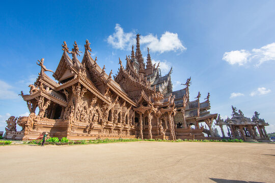 마당,목조건물,박물관,진리의성전,Sanctuary of Truth,파타야,태국