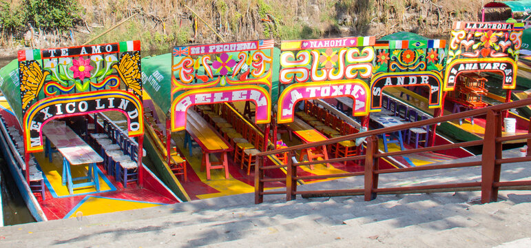 Colorful Traditional Mexican Xochimilco Trajineras 9. April 2026  in Mexico City