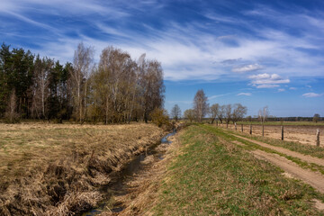 Wiosenny krajobraz wiejski, Podlasie, Polska © podlaski49