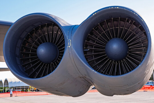Yuma Air show 2-25-2006 Yu,ma, AZ USAUS Air Force Boeing B-52H 60-0042 twin engine pod on static display at the 2006 Yuma Air Show