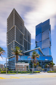 One West Palm mixed use highrise under construction