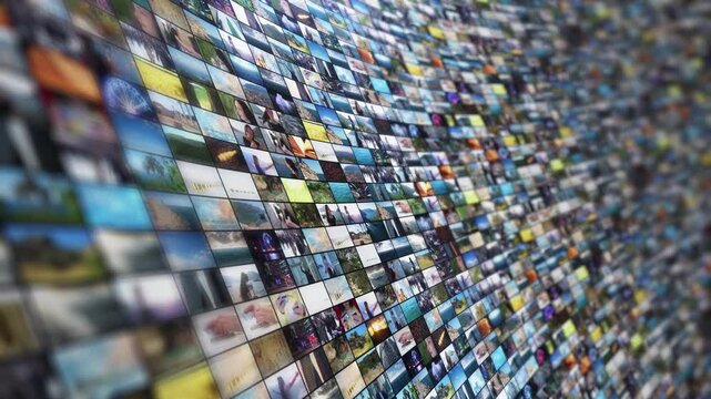 Video wall displaying streaming digital media mosaic content