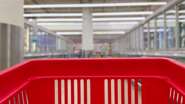 Choosing food from shelf at the supermarket,vegetables in the grocery section, Grocery stores 