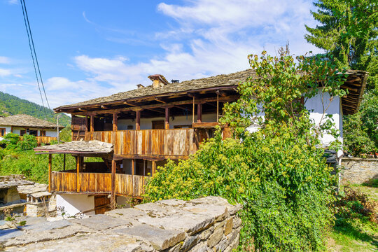 Typical houses in the village Kovachevitsa