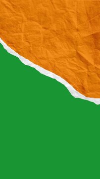 Hand-Drawn Paper Rip Vertical Transition on Green Screen | 2D Animated Torn Paper Frame | Minimalist Crumpled Paper Edge Motion Overlay for Video Editing