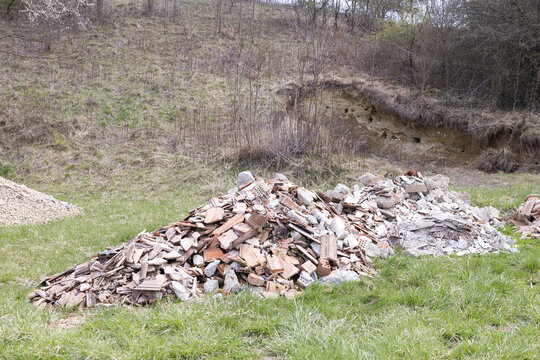 bauschutt in der natur