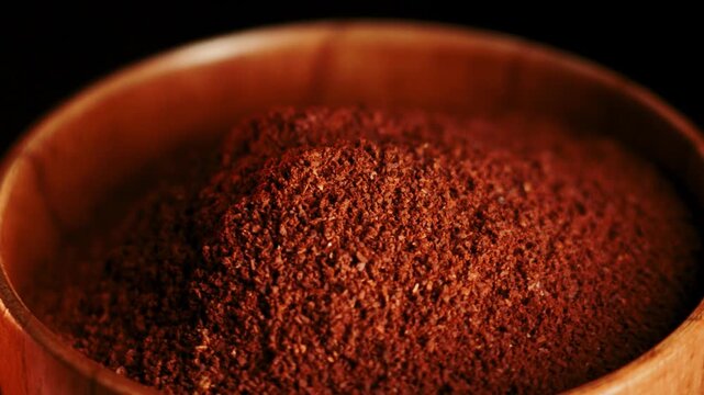 Discover how to make ground coffee for a great start to your day in your kitchen
