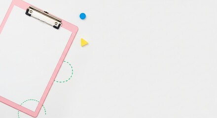 Naklejka premium Pink clipboard with blank white paper secured by clip against a clean backdrop accompanied by geometric shapes and dotted circles perfect for creative planning
