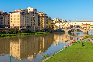 Obraz premium Ponte Vecchio bridge over Arno river in Florence, Italy
