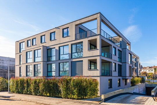 Modern timber hybrid apartment building in Ostfildern Germany