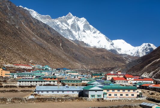 Dingboche village mount Lhotse Nepal himalaya mountain
